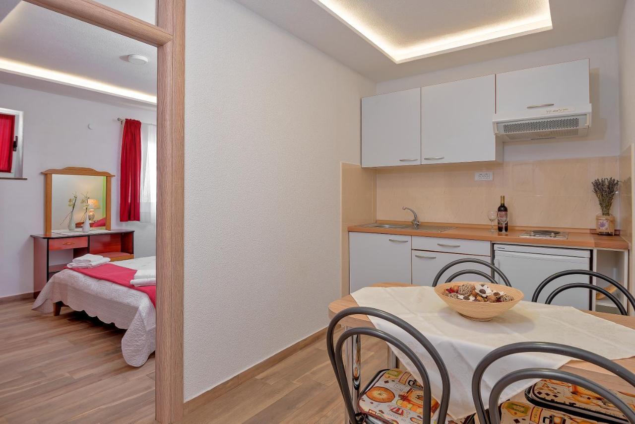 Apartmani Putnik Башка-Вода Екстер'єр фото