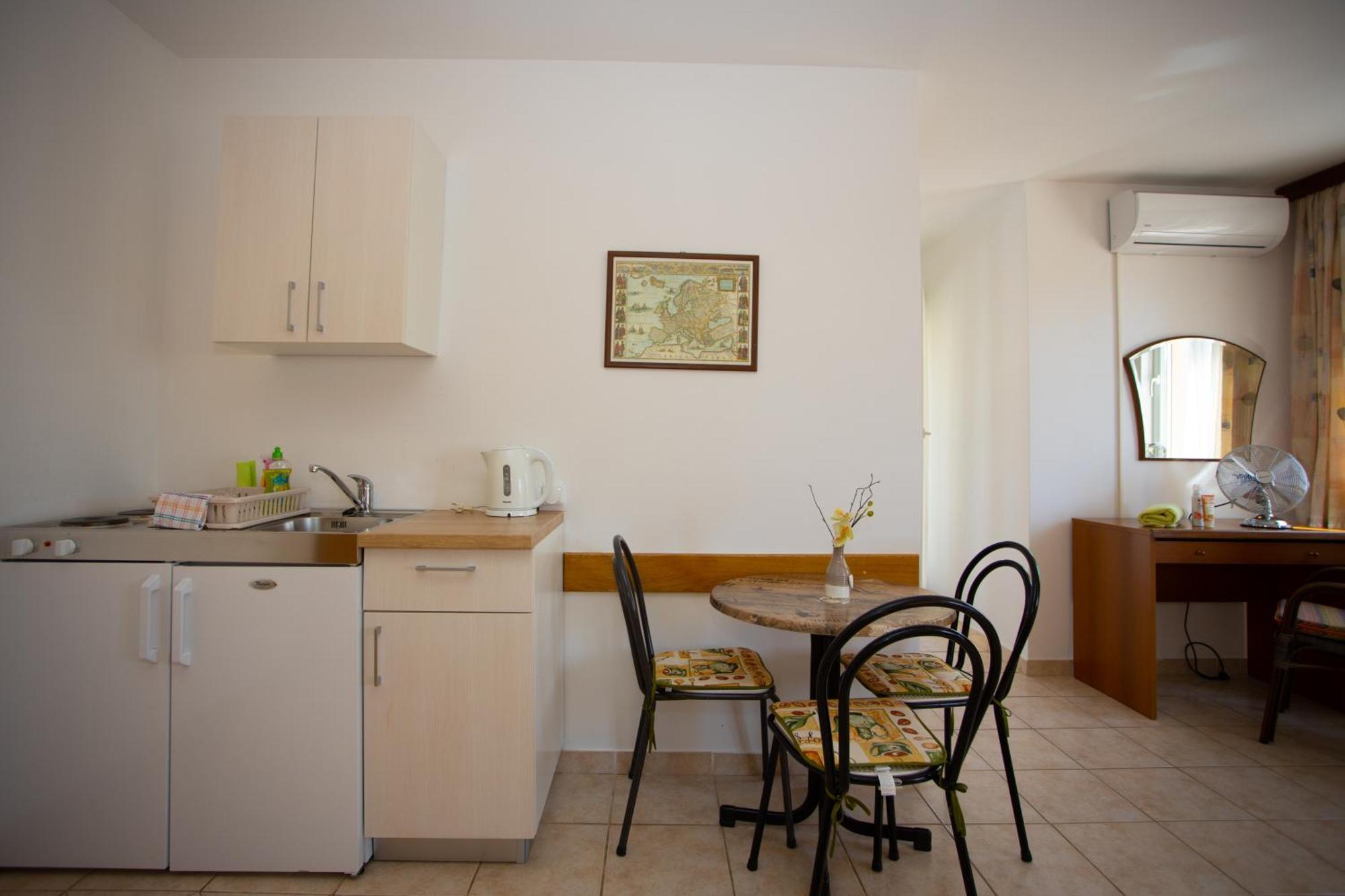 Apartmani Putnik Башка-Вода Екстер'єр фото